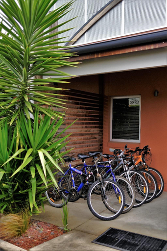 Others 4, A Must at Coonawarra Apartment, Wattle Range - East