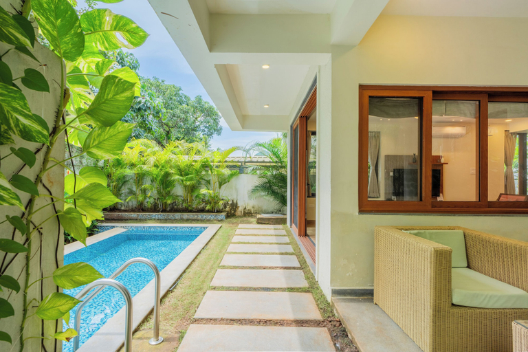 Pool 2, ELIVAAS Villa Valerie 3BHK Pool & Bar, North Goa