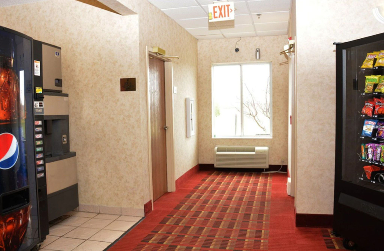 Public Area 2, Super 8 by Wyndham Corydon, Harrison