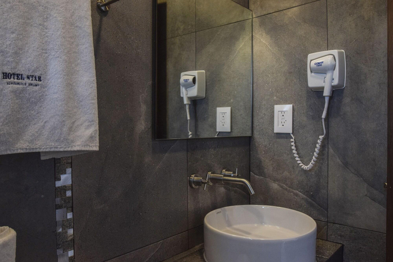 Bathroom 4, Hotel Star, Manzanillo