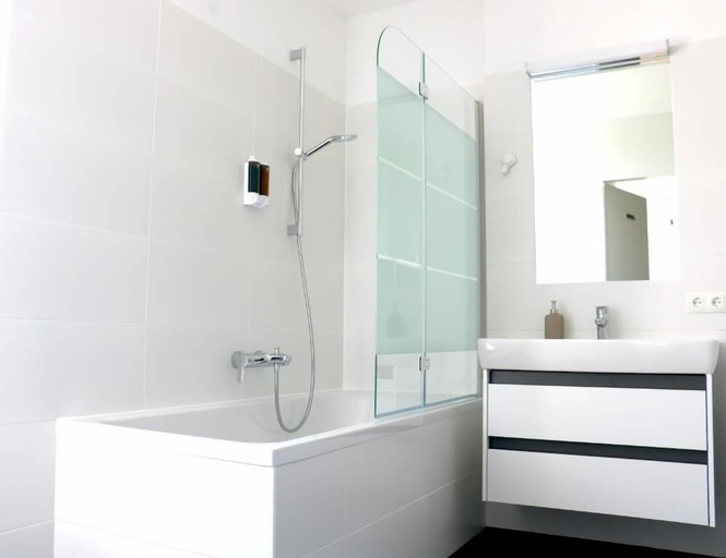 Bathroom 4, Traunseeresidenzen, Gmunden