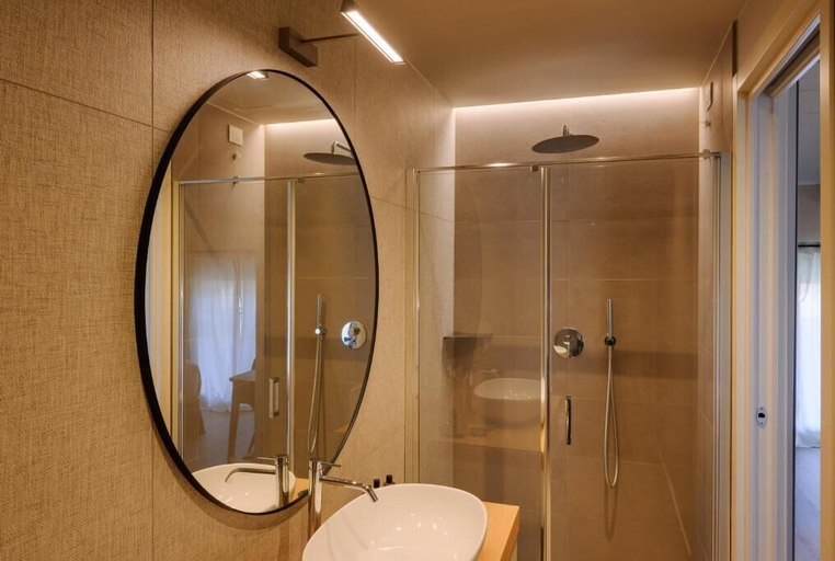 Bathroom 3, iCOLLIROSSI, Cuneo