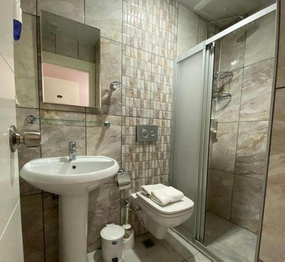 Bathroom 2, Beachway Hotel Side, Manavgat