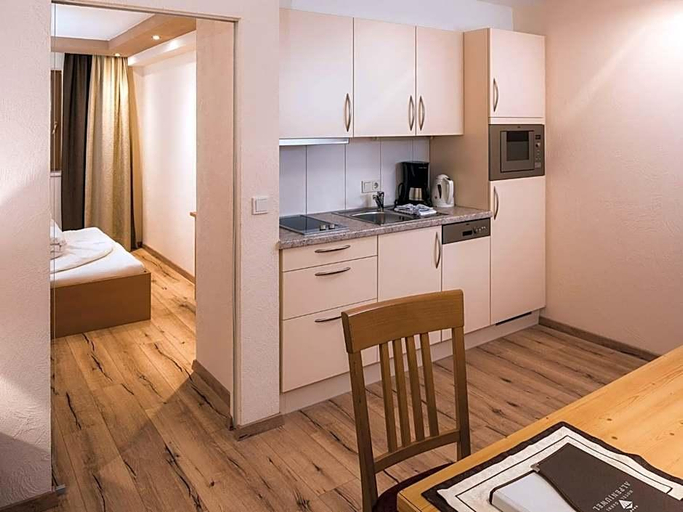 Bedroom 2, Alpenjuwel Garni, Landeck