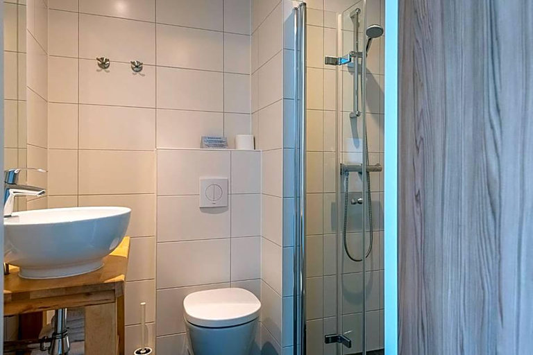Bathroom 4, Hotelletje de Veerman, Vlieland