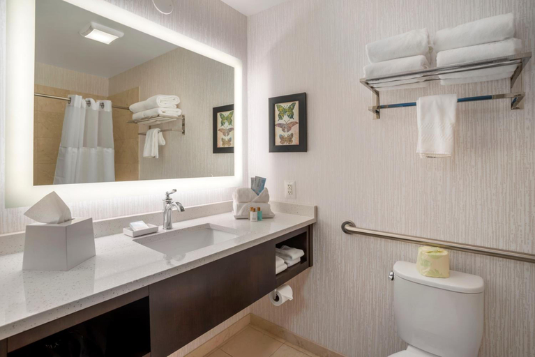 Bathroom 4, The Inn at Leonardtown, Ascend Hotel Collection, Saint Mary's