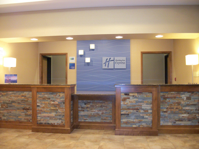 Public Area 5, Holiday Inn Express CORTLAND by IHG, Cortland
