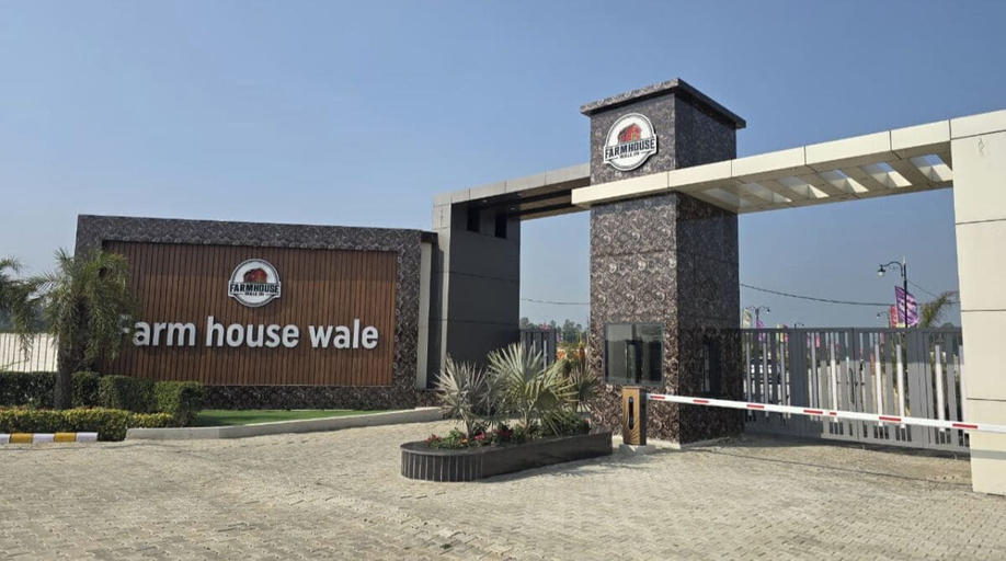 Property grounds 4, Farm House Wale, Jind