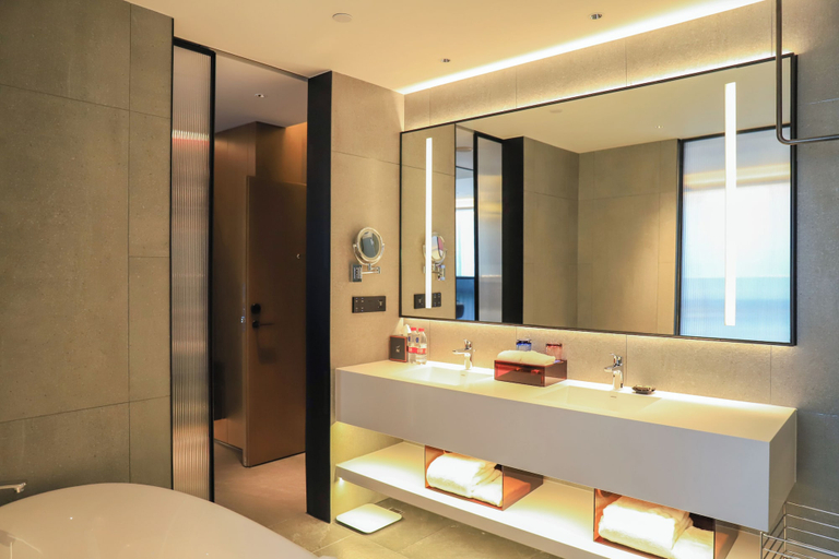 Bathroom 3, Novotel Dongguan Songshan, Dongguan