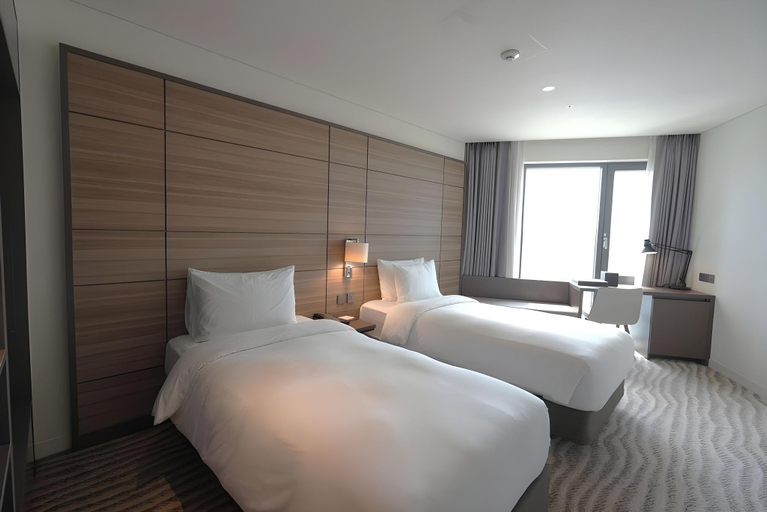bedroom 16