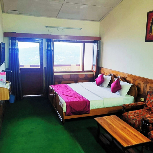 Room 4, Mountain View Hotel Tribhuwan Ranikhet, Almora