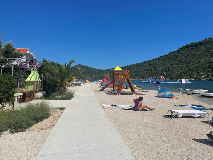 Beach 4, Apartments Matas, Rogoznica