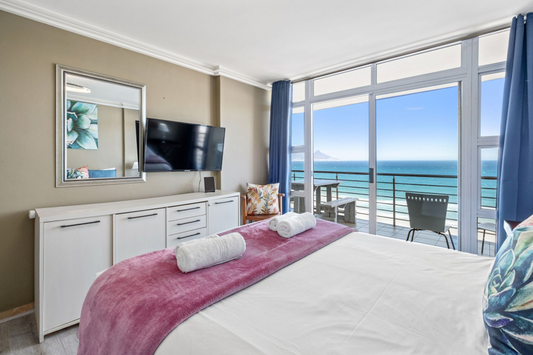 Bedroom 2, The Waves 1002, City of Cape Town