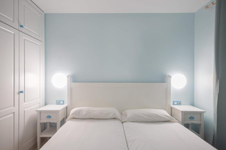 Bedroom 2, Oasis Royal 12 apartamento vista piscina Corralejo by Lightbooking, Las Palmas