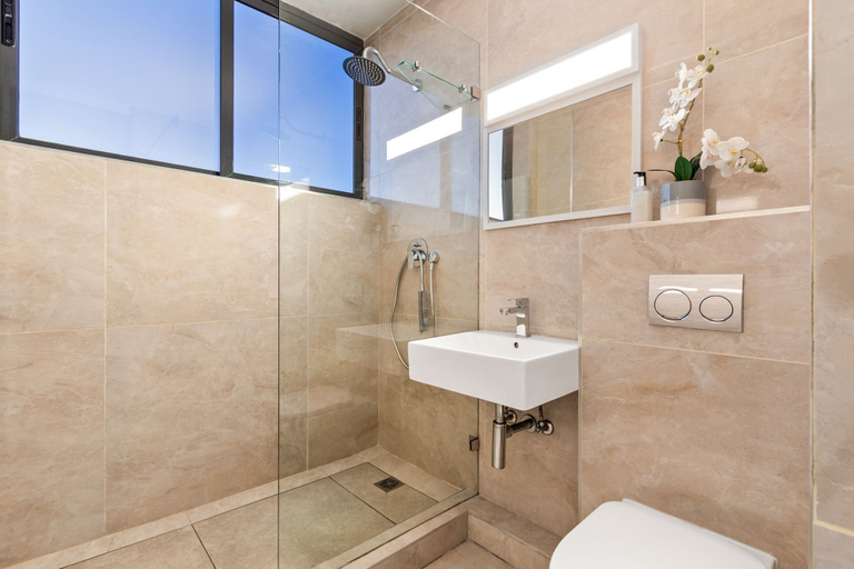 Bathroom, Sand and See 302, City of Cape Town