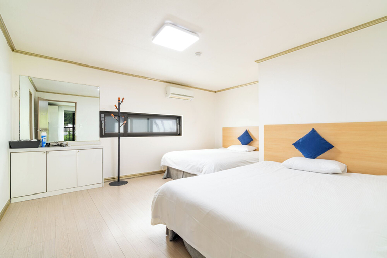 Bedroom 3, Dammora Resort, Seogwipo