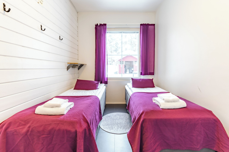 Bedroom 2, Modern 2-Unit Retreat up to 16 guests, Lapland