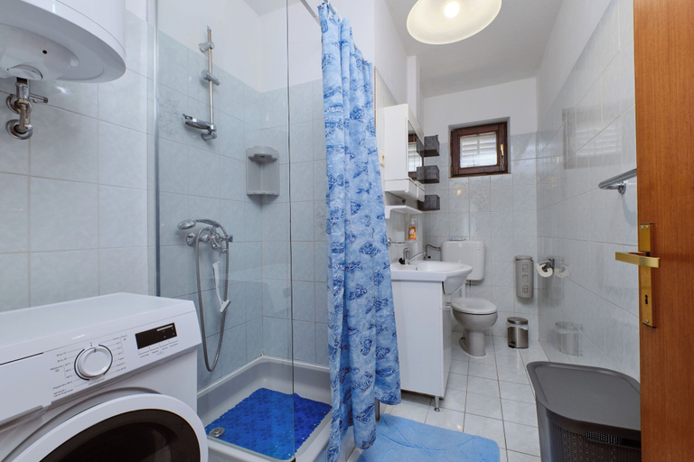 Bathroom 4, Apartments Ivan, Lopar/Supetarska Draga