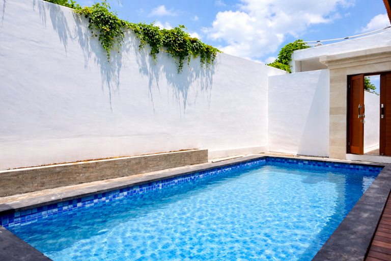 Swimming Pool 2, The Lavana Villa Tegal Jinah Jimbaran, Badung