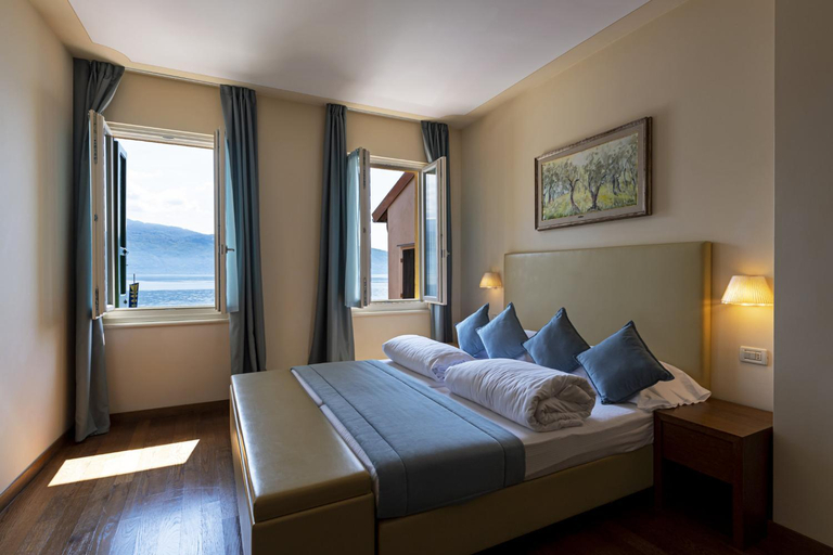 Bedroom 2, Hotel Baia D'Oro - Adults Only, Brescia