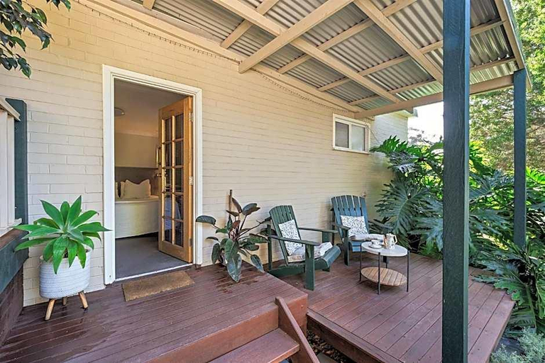 Exterior & Views 2, Margaret River Guest House, Augusta-Margaret River
