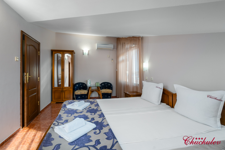Bedroom 3, Chuchulev, Sozopol