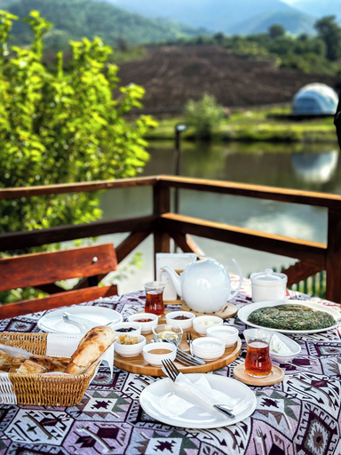 Outdoor dining 2, Chadir yurd glamp, İsmayıllı