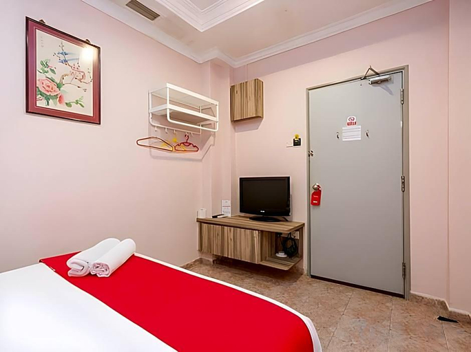 Bedroom 3, Hotel Fuji, Singapore