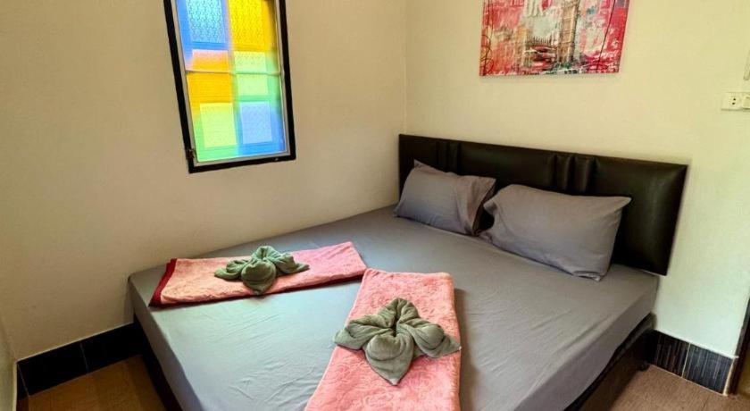 Bedroom 2, Sea Flower Resort, Koh Chang