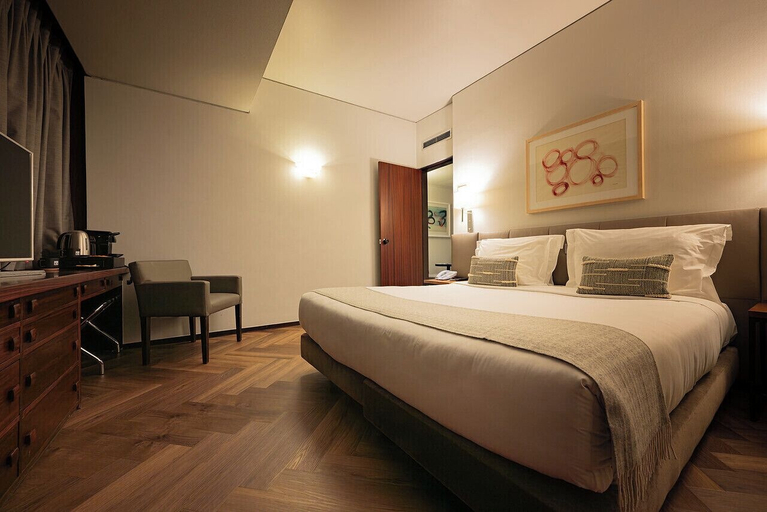 Bedroom 3, Hotel Dom Carlos Park, Lisbon