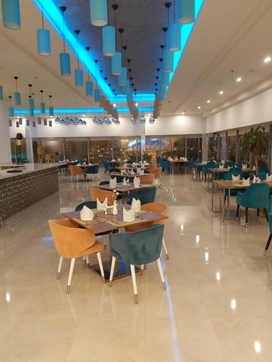 Food & Drinks 5, Holiday Jazan Hotel, Jizan