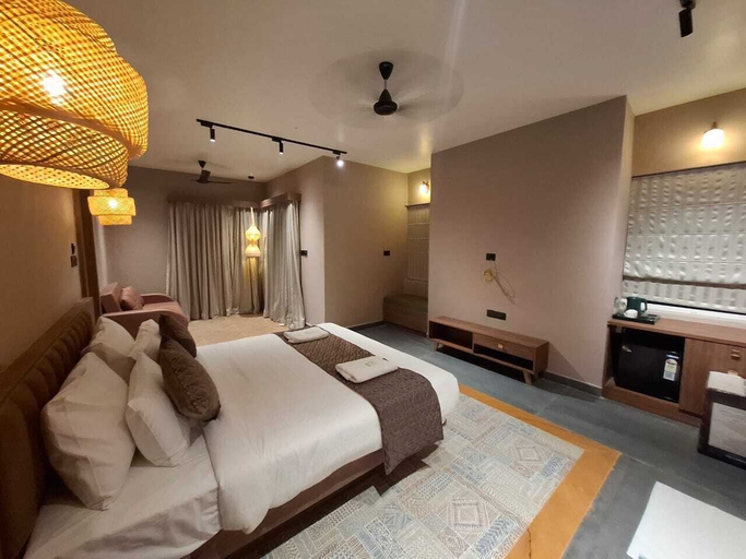Room 4, Kayo Resort, Seoni