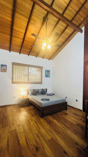 Room 4, Mara Villa Katunayake - 5 Mins to Colombo Airport, Katana