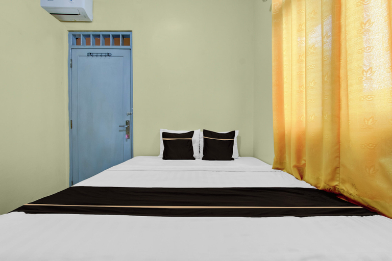 Room 3, OYO 95136 Jec Plumbon Homestay Syariah, Bantul