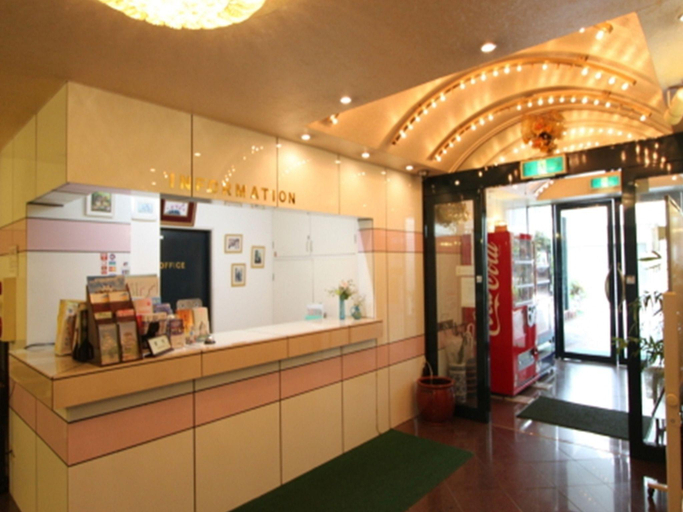 Public Area 3, Weekly Green In Namba, Osaka