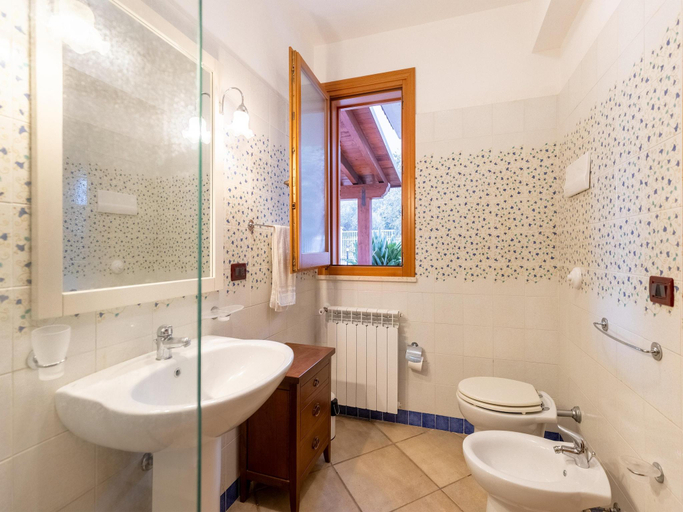 Bathroom 4, Holiday Home near Zingaro, Trapani