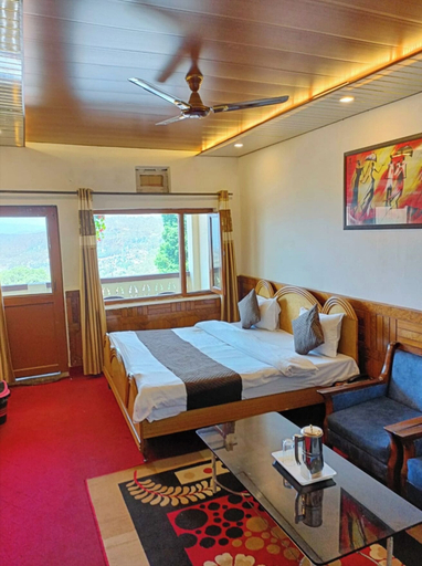 Room 3, Mountain View Hotel Tribhuwan Ranikhet, Almora