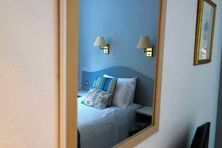 Bedroom 2, Hannafore Point, Cornwall