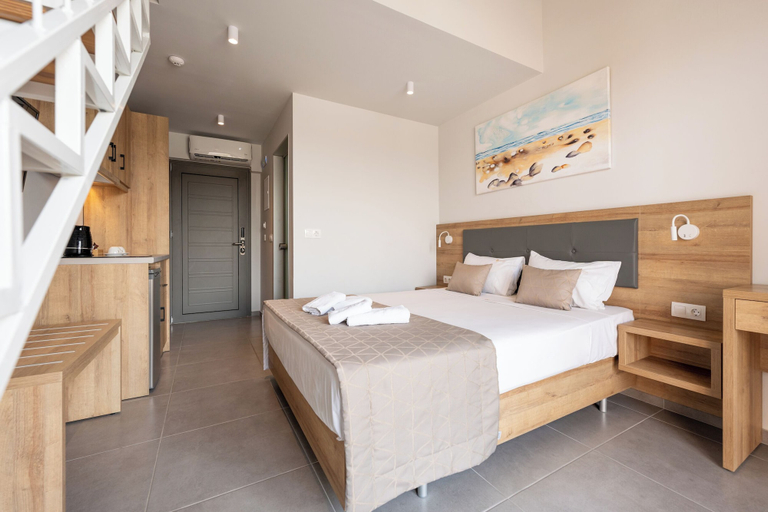 Bedroom 5, Maltepe Luxury Accommodation, Central Macedonia