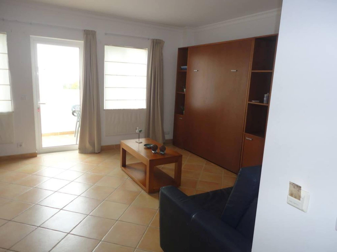 Room 3, Quinta Velha Garden Pool Flat 116, Alcoutim