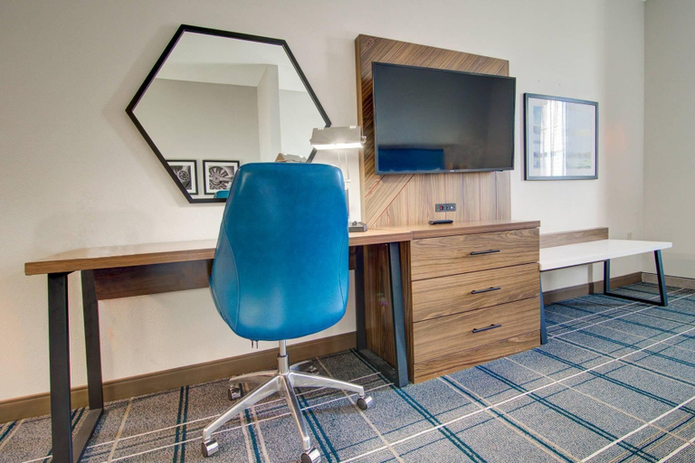 Others 5, Comfort Suites Airport, Newport News