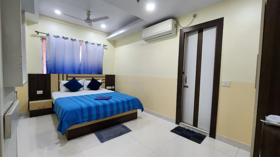 Room 4, Eennra North Guest House, Kolkata