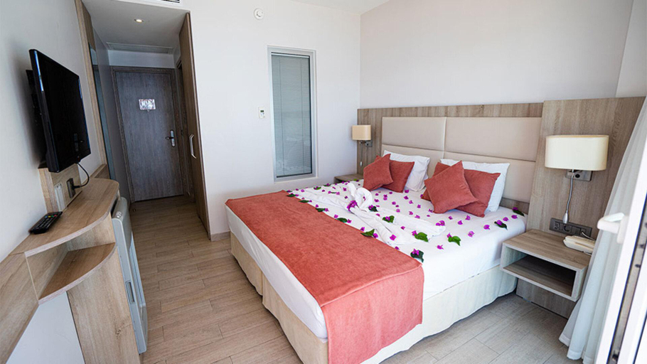 Bedroom 3, Begonville Beach Hotel - Adults Only, Marmaris