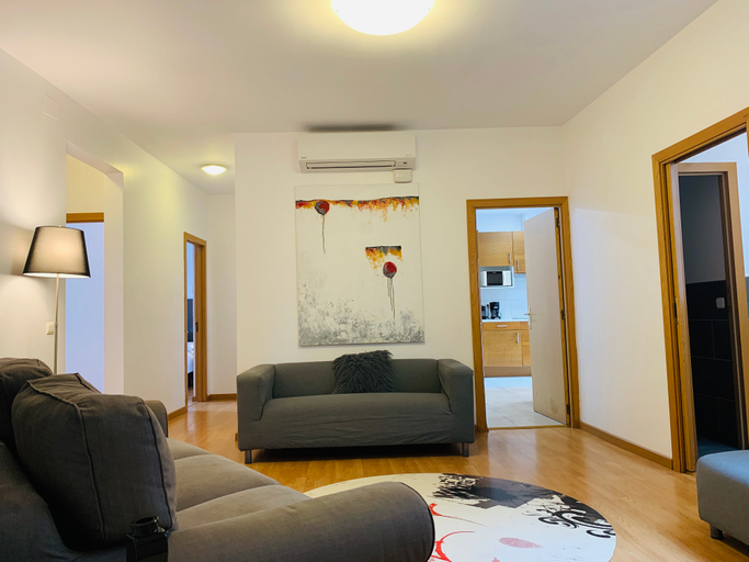 Exterior & Views 2, Super Balmes Guest House, Barcelona