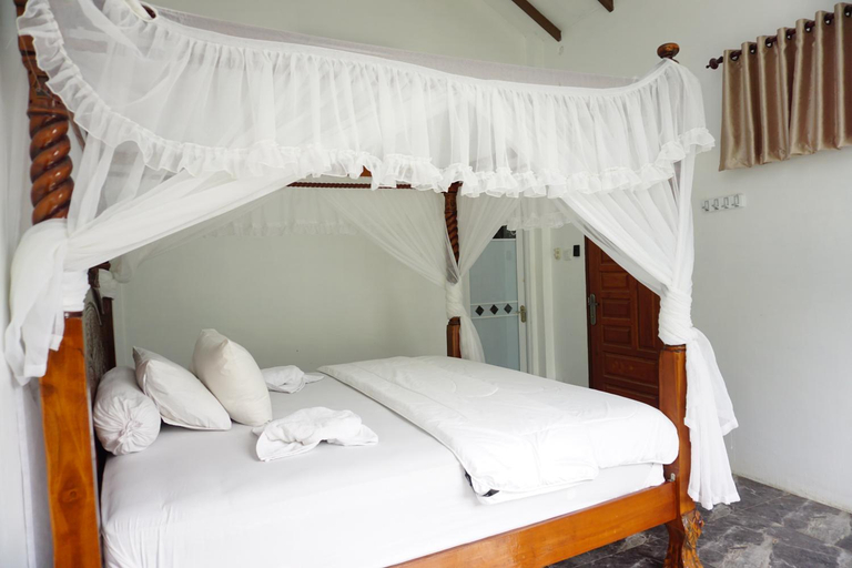 Bedroom 2, JungleRiverHouse & JungleRiverResort, Langkat