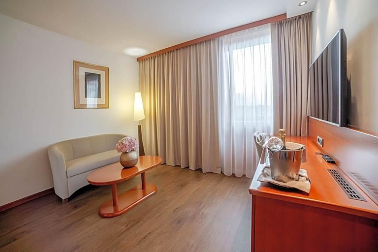 Bedroom 2, Perla Casino & Hotel, Nova Gorica