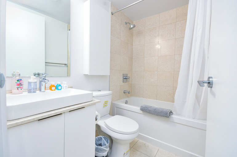 Bathroom 3, Plush Hotel, Toronto