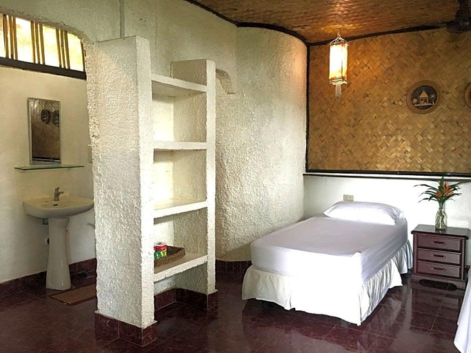 Bedroom 4, Discovery Island Resort And Dive Center, Coron