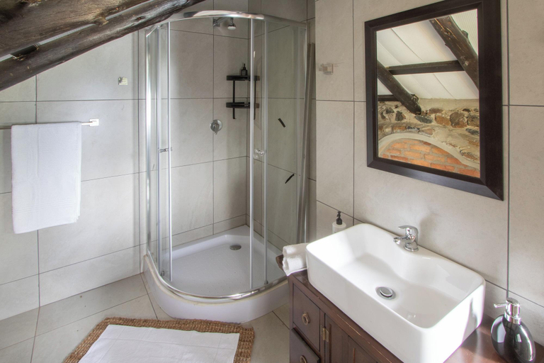 Bathroom 3, Flitwick Ranch, Sisonke