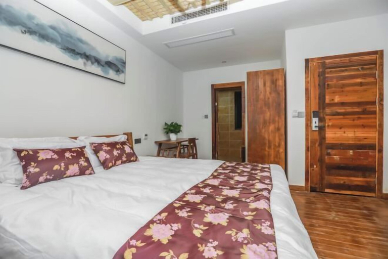 Bedroom, Aiqinhai Guesthouse, Huzhou